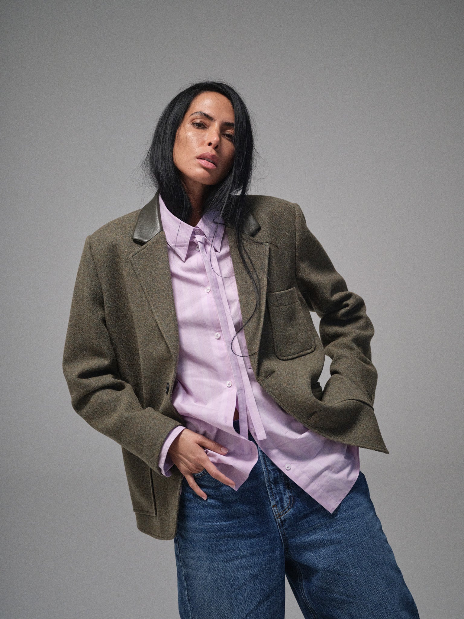 Modelshot / Military Olive / Detail